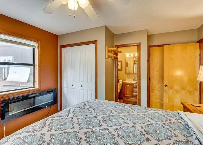 Cozy Angel Fire Condo < Half Mi To Resort!